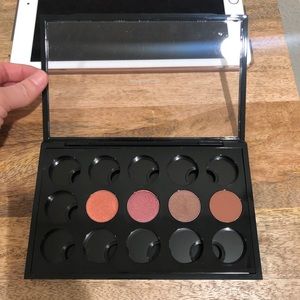 MAC DIY eye shadow palette(like new)